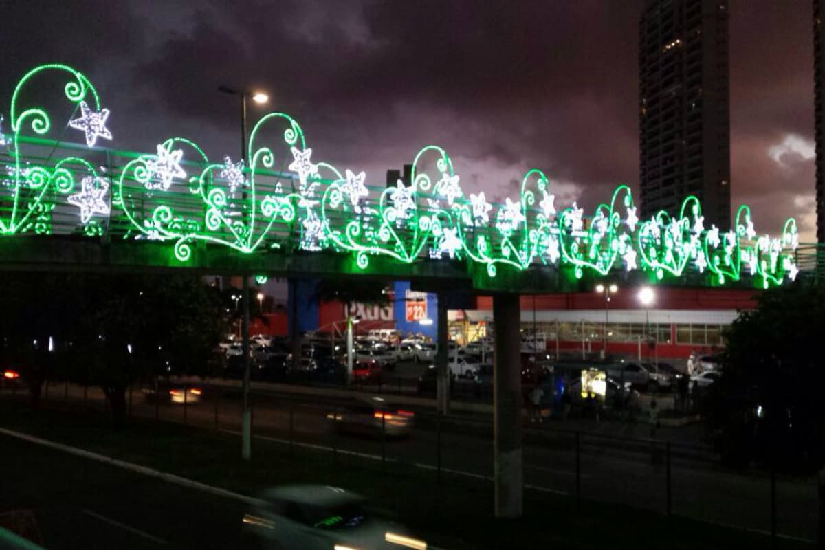 Após descoberta de fraudes, preço da decoração natalina contratada pela Prefeitura de Natal desaba 40%