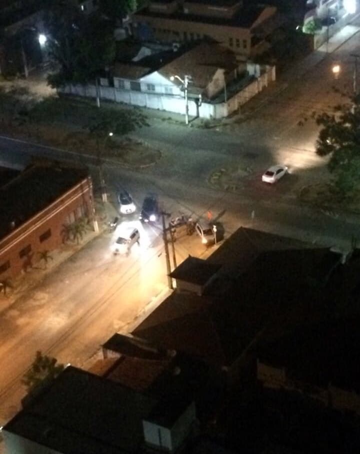 Capotamento é registado no cruzamento da Av. Rodrigues Alves e Rua Açu