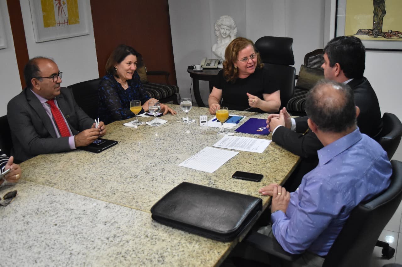 UERN: Reitor cobra posição do governador em relação aos conflitos com servidores
