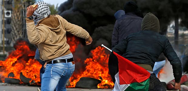 Crença no fim do mundo pesou na decisão de Trump sobre Jerusalém