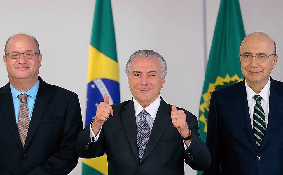 Desemprego cairá a 8% com nova Previdência, diz governo