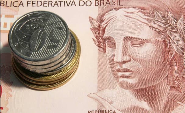 Inflação recua para 0,28% em novembro, aponta IBGE; itens importantes na cesta de compras do brasileiro tiveram quedas expressivas