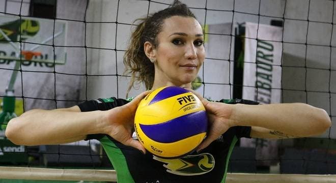 POLÊMICA SEGUE QUENTE: Primeira atleta trans, Tiffany quebra recorde de pontos na Superliga de vôlei