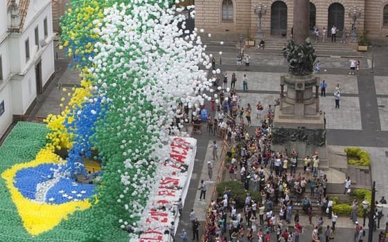 Brasileiro está otimista com a vida pessoal e a economia em 2018
