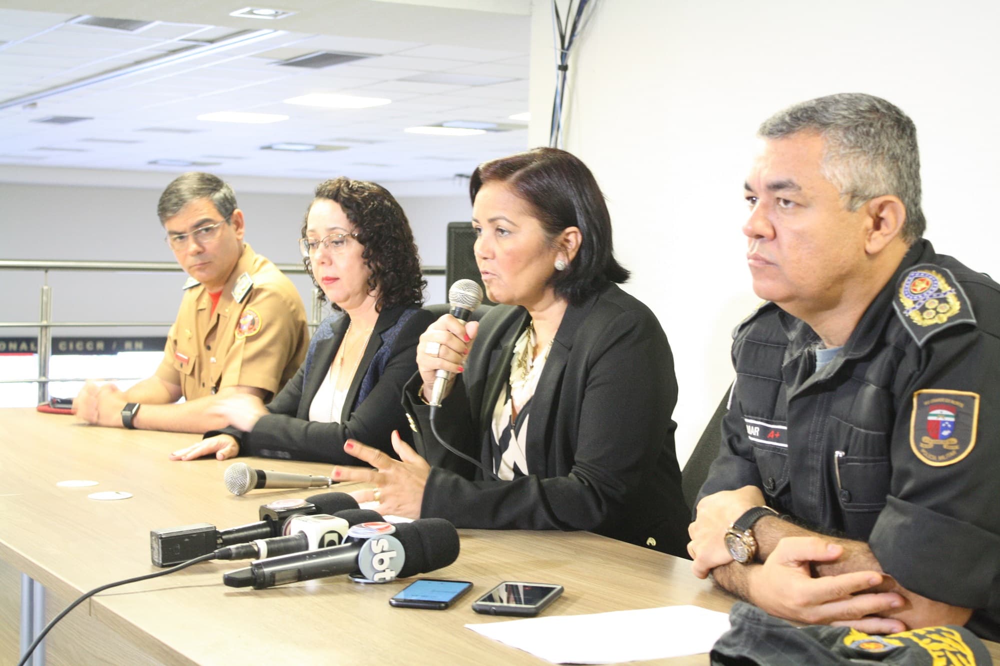 FOTO: Sesed detalha chegada de novas viaturas para as forças de segurança