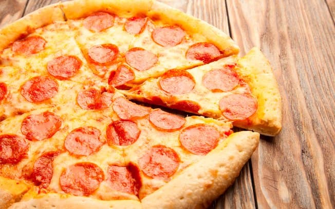 Vibrador pede uma pizza depois que usuária chega ao orgasmo