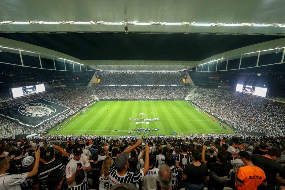 Justiça Federal do RS condena Corinthians a devolver R$ 400 milhões à Caixa