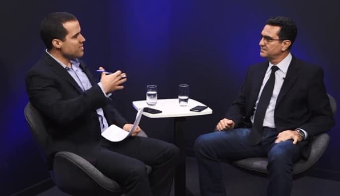 “Partidos não querem perder galinha dos ovos de ouro”, diz fundador do Escola Sem Partido
