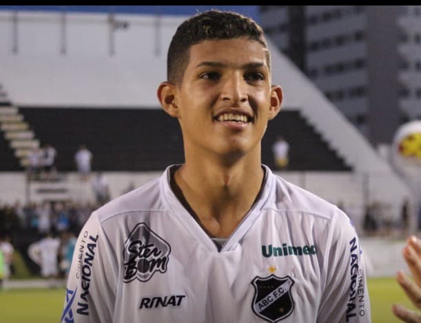 Corinthians contrata Matheus, do ABC, artilheiro do Brasil em 2018