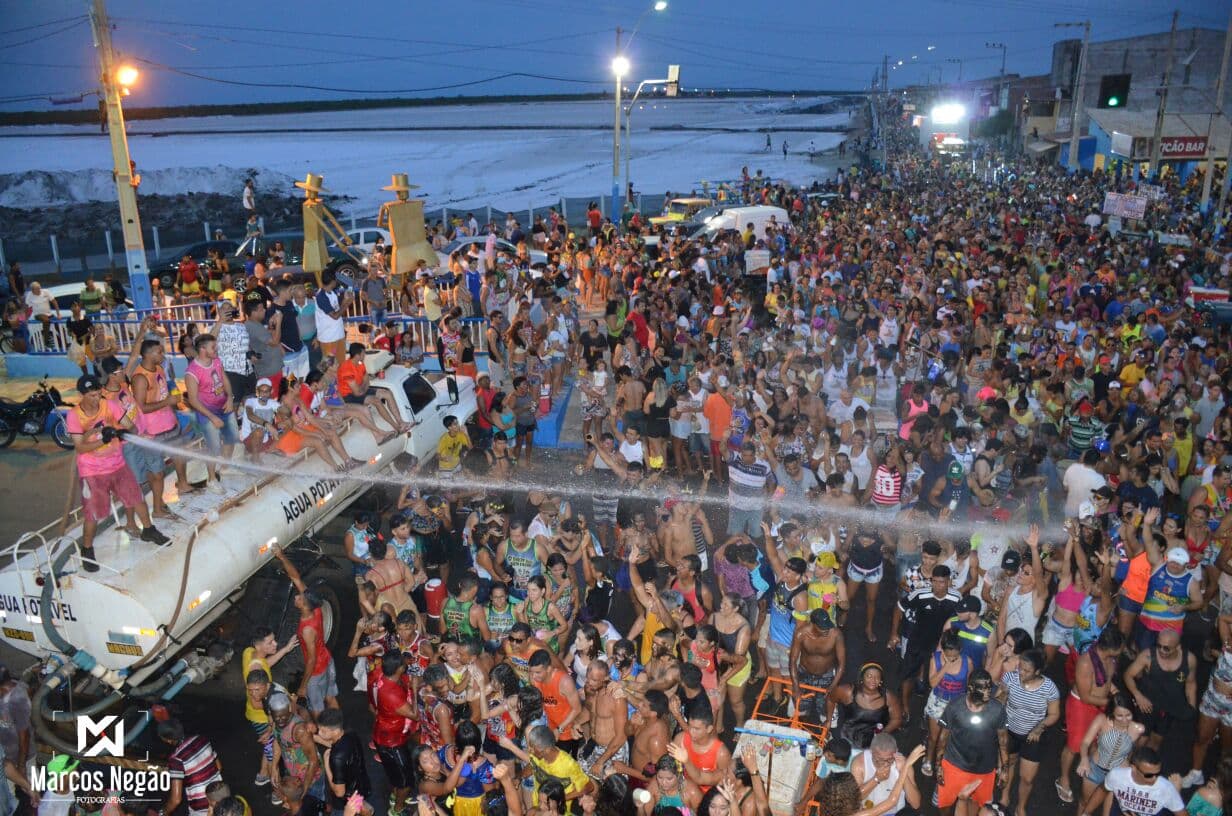 FOTOS: 60 mil foliões no Mela-Mela no carnaval em Macau