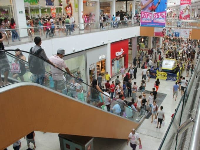 Confira como funciona o comércio de Natal nos dias de Carnaval