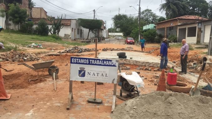 Capim Macio e Ponta Negra recebem Operação tapa buracos nesta sexta-feira