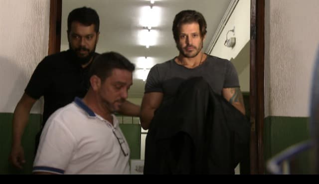 Ator Dado Dolabella completa 1 mês preso em SP por dever pensão alimentícia a filho