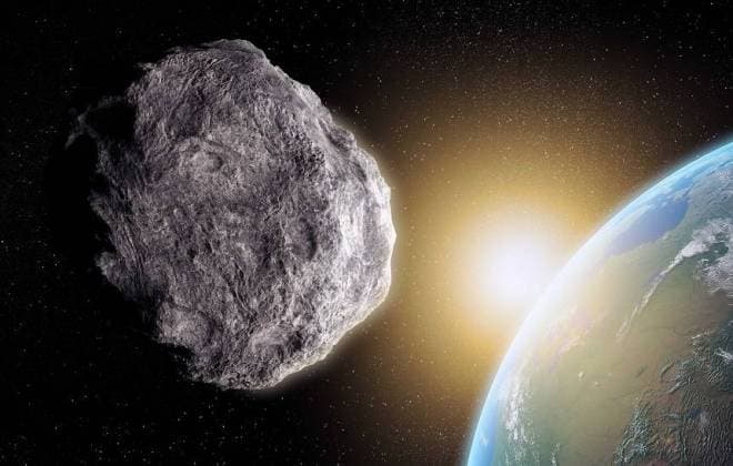 Asteroide do tamanho de um campo de futebol passa raspando pela Terra sem que fosse percebido até a última hora