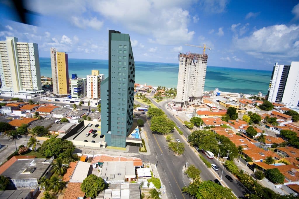 Apart-hotel no coração de Ponta Negra por apenas R$ 178 mil