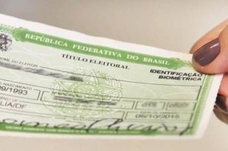 Transexuais têm até 9 de maio para registrar nome no título eleitoral