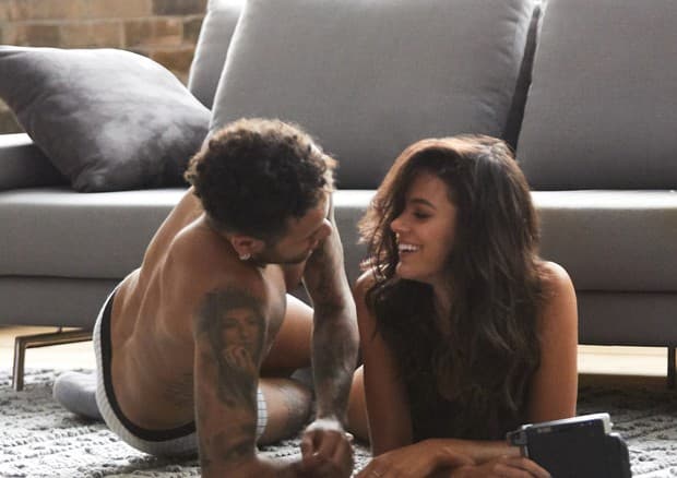 FOTOS E VÍDEO: Bruna Marquezine e Neymar estrelam campanha quente de Dia dos Namorados