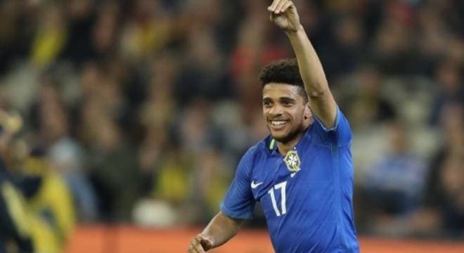 Tite explica por que escolheu Taison para disputar Copa do Mundo