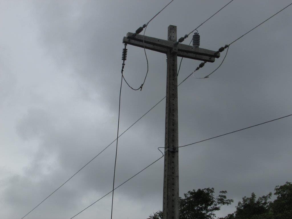 Roubo de cabos da rede elétrica deixaram praias do Litoral Norte 320 horas sem energia nos últimos 12 meses