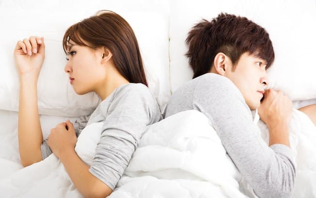 Casais que são muito "grudentos" no início do relacionamento têm uma probabilidade maior de acabar se divorciando, aponta estudo