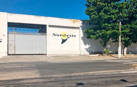 TRT-RN: Novo leilão em Natal terá imóveis, como área de 95 mil metros quadrados pertencente ao Alecrim Futebol Clube, lancha e 19 revólveres; veja lista completa