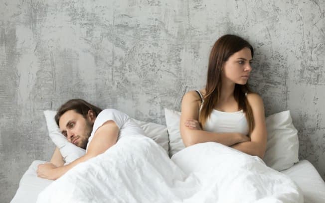 Levantamento diz que mulheres classificam relação sexual com parceiro como ‘entediante’, e que quase 50% fantasiam outros durante o momento íntimo