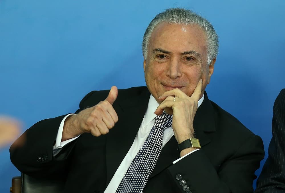 Motoristas farão só exame médico: por melhor avaliação antes da eleição, Temer vai facilitar renovação da CNH