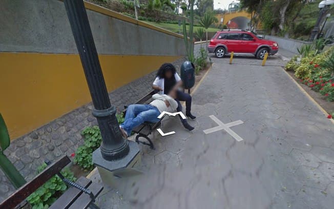 FOTOS: Mulher traindo o marido é descoberta por conta do Google Street View e caso viraliza em redes sociais