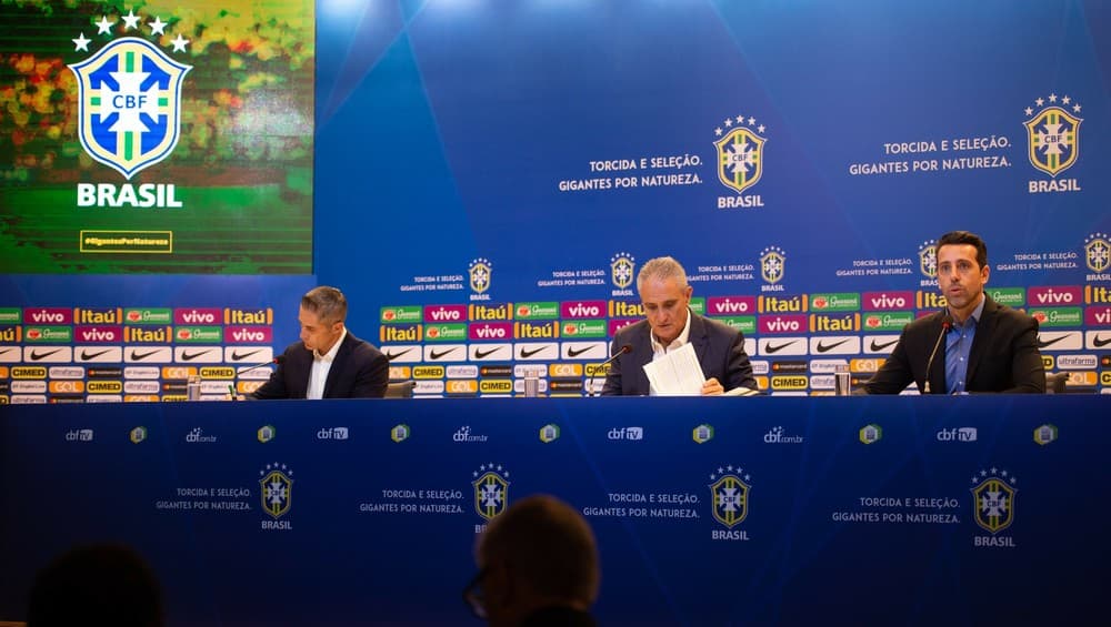 AMISTOSOS SELEÇÃO: Ex-Vasco Allan é a novidade na lista de Tite, que não chama jogadores do Campeonato Brasileiro; Uruguai e Camarões adversários