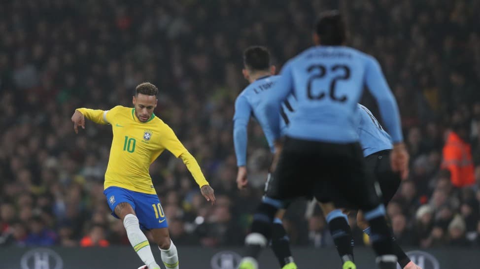 Brasil vence amistoso contra Uruguai com gol de Neymar