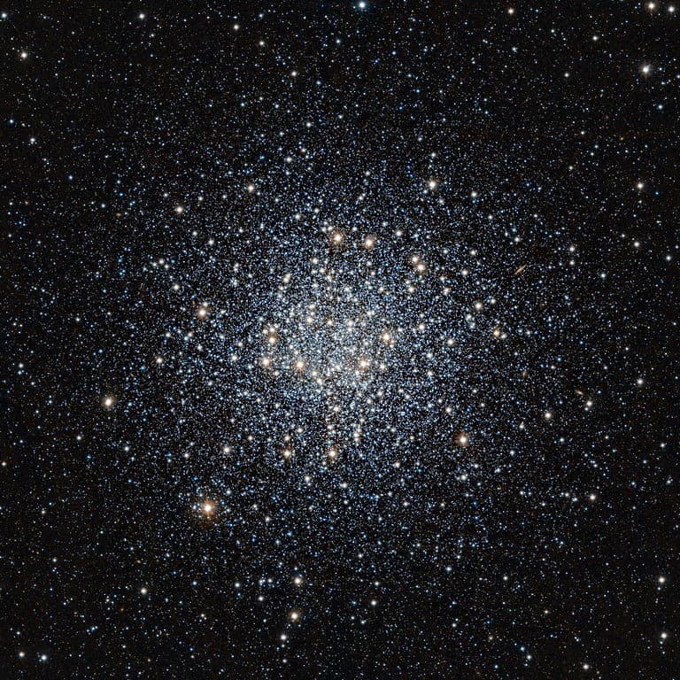 Astrônomos encontram estrela com possível "megaestrutura alienígena"