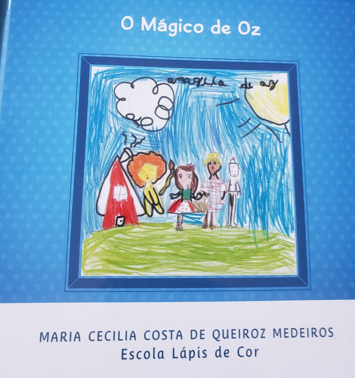 Autora de mais de mil desenhos publicados, estudante natalense Maria Cecília Costa de Queiroz Medeiros publica seu 1º livro