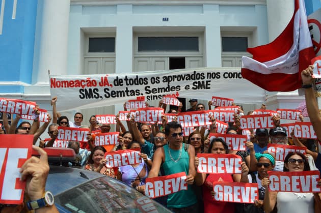 Servidores municipais em Natal em greve por tempo indeterminado; Sinsenat solicita bloqueio nas contas da Prefeitura pela atualização da matriz salarial e progressões de níveis