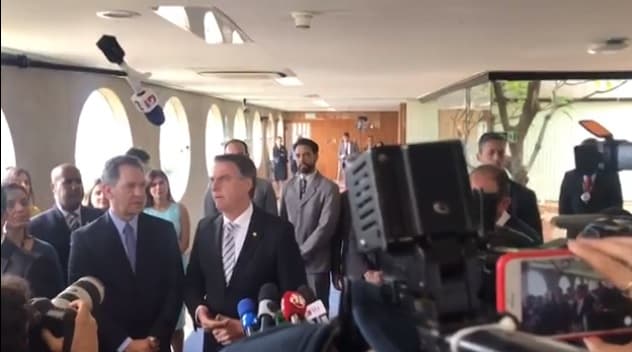 Trabalho perderá status de ministério, anuncia Bolsonaro