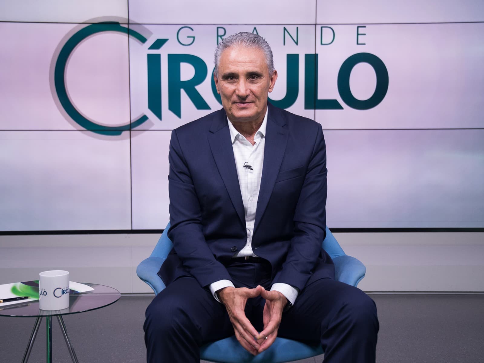 Tite admite erro ao levar taça a Lula e reforça: não repetirá festa