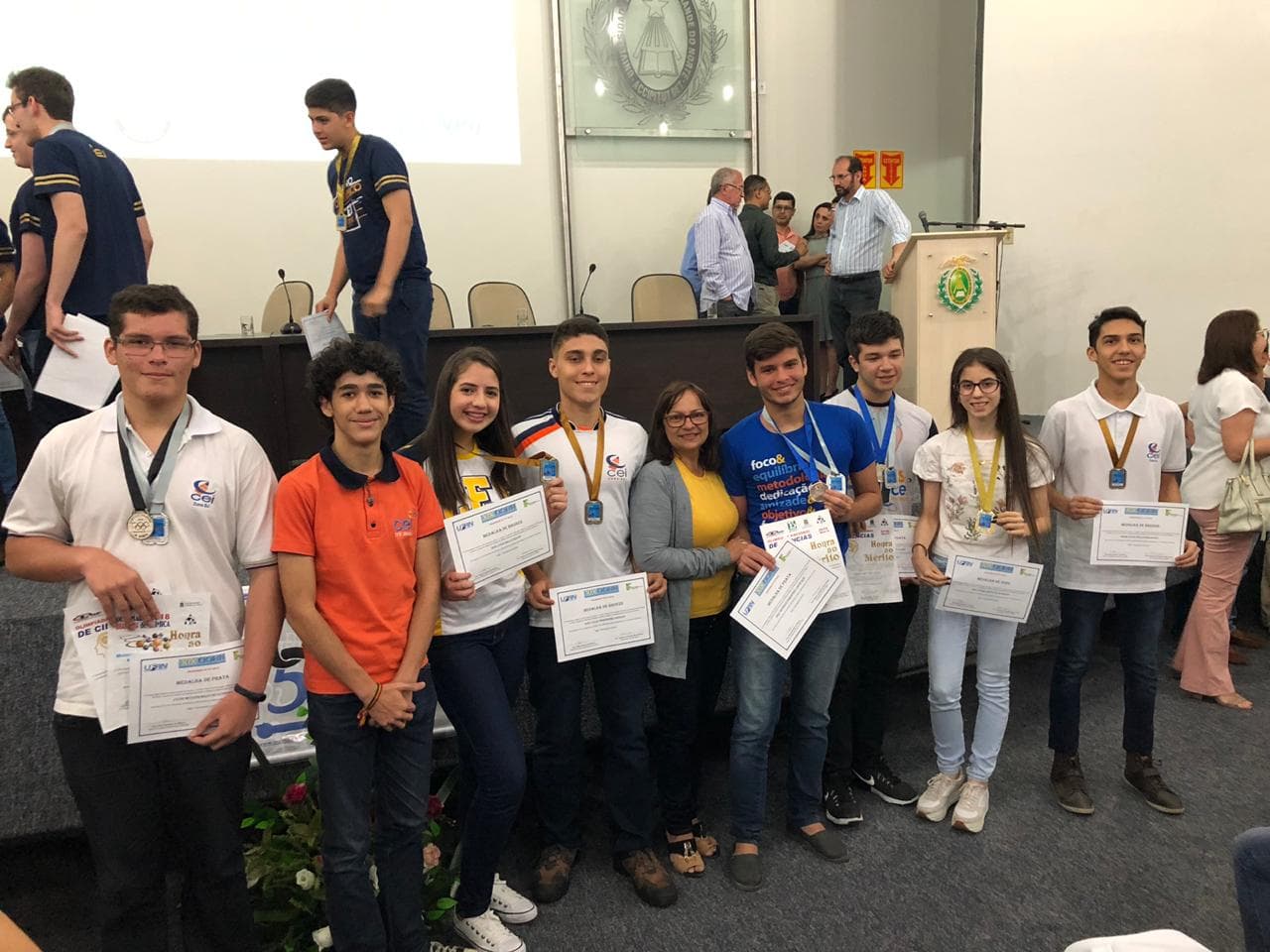 Alunos dos colégios CEI Mirassol e CEI Zona Sul encerram 2018 conquistando 50 medalhas em olimpíadas científicas estaduais e nacionais
