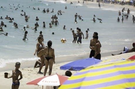 Verão no Brasil começa oficialmente na noite desta sexta