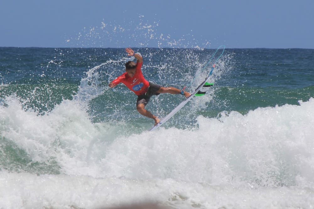 SURFE: Potiguar Mateus Sena é campeão brasileiro nas categorias sub-16 e sub-18