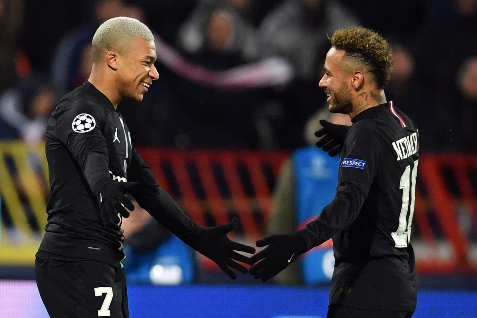 Um dos maiores goleiros do mundo, experiente Buffon afirma: “É um escândalo Neymar nunca ter conquistado uma Bola de Ouro”