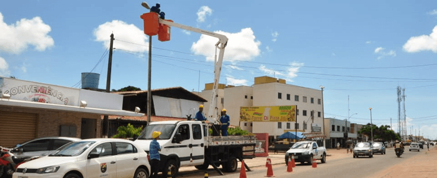 Prefeitura de Extremoz disponibiliza WhatsApp para solicitação de trocas de lâmpadas em via pública