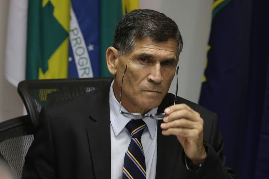 Contratos de comunicação serão revistos, diz chefe da Secretaria de Governo
