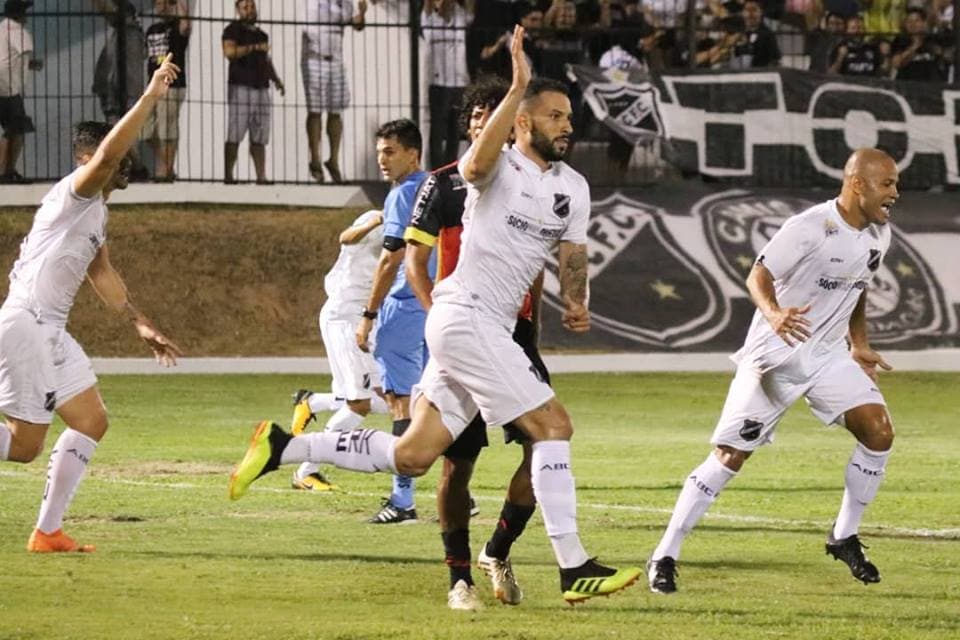 Autor de gol, Rodrigo Rodrigues comemora vitória do ABC na estreia do Campeonato Potiguar e espera sequência na equipe