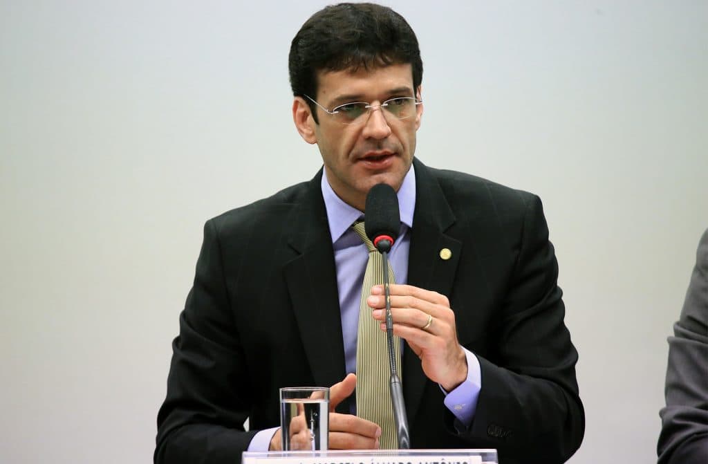 Ministro anuncia repasse de R$ 62 milhões para incentivar turismo em Brumadinho