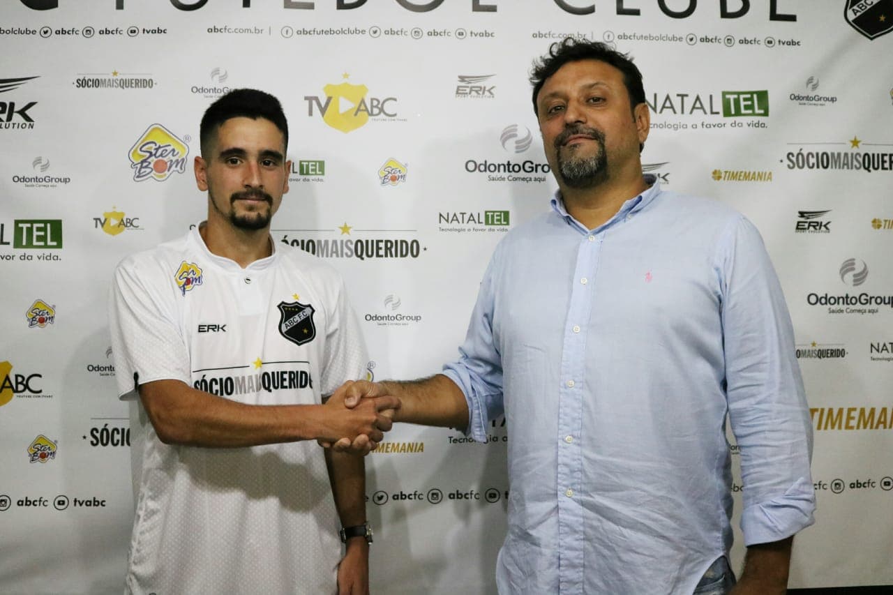 FOTO: ABC confirma contratação do meia uruguaio Pepe Álvarez