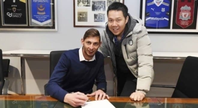 Polícia encerra buscas por avião que transportava o jogador Emiliano Sala