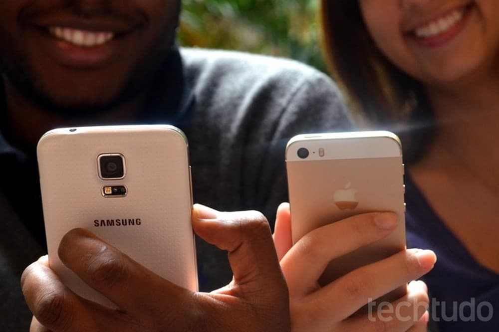 Tecnologia vira aliada e aplicativos para estimular a intimidade e a criatividade dos casais dentro e fora da cama bombam no (iOS) e Android