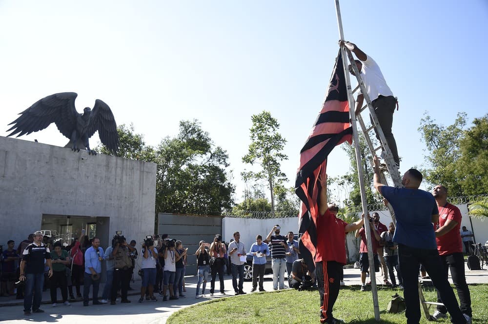 Ministério Público do Trabalho cria força-tarefa e estuda bloqueio de bens do Flamengo por incêndio