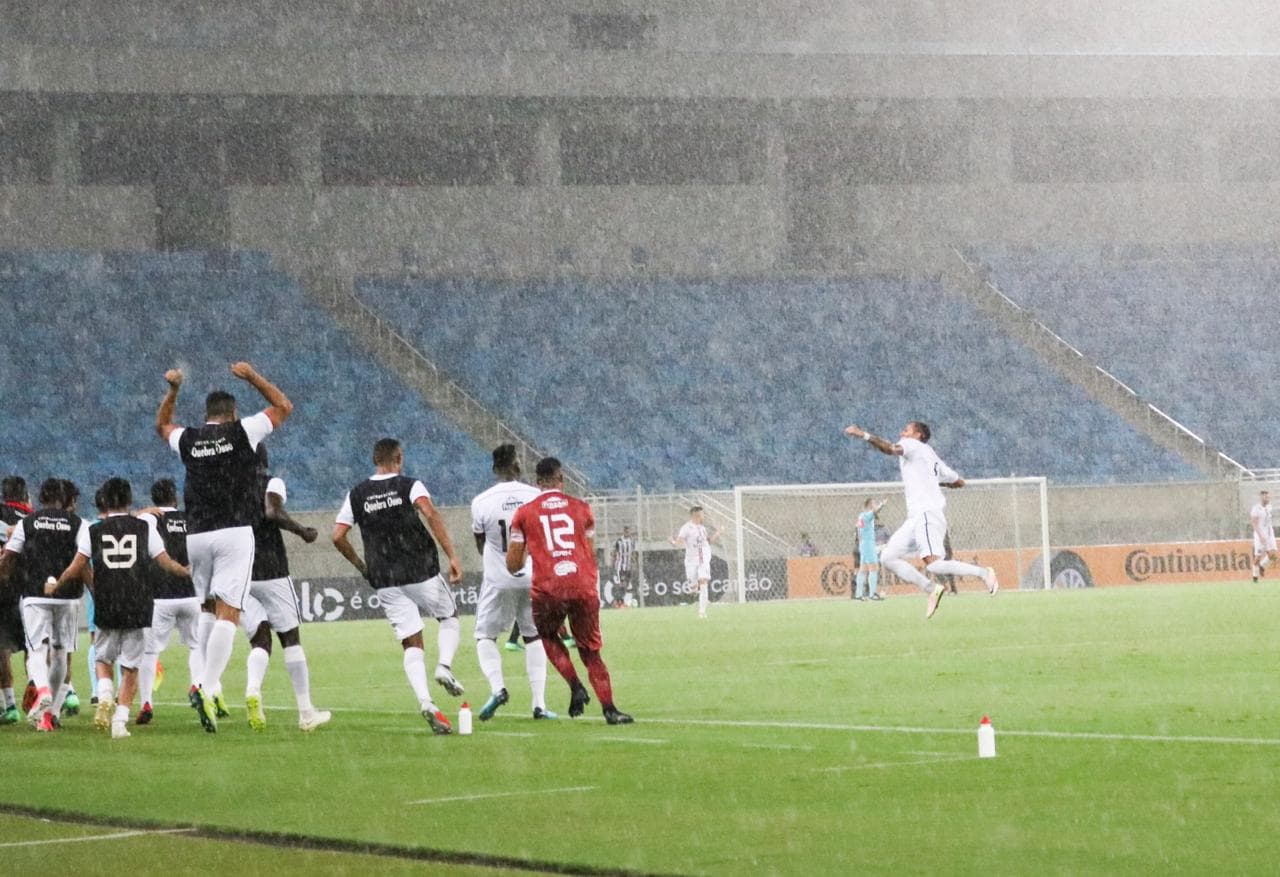 Santa Cruz de Natal vence o Tupi-MG e está na 2ª fase da Copa do Brasil