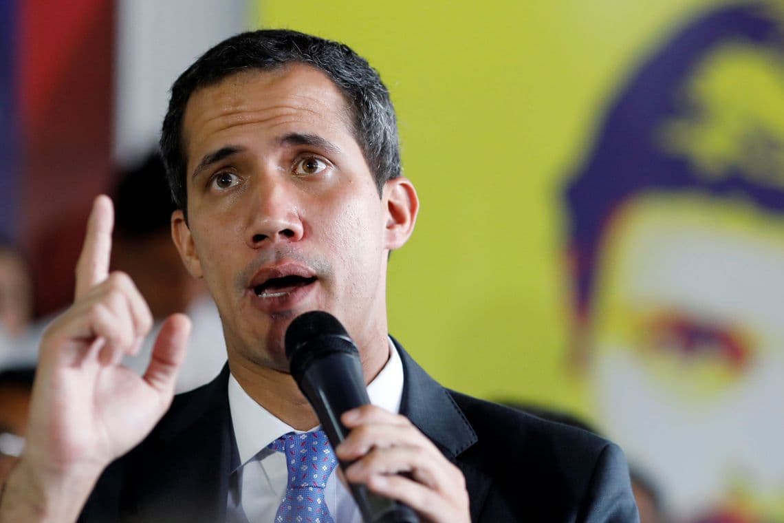 COVARDIA E DESPREZO PELO SER HUMANO: Caravana que prepara ajuda humanitária é atacada na Venezuela