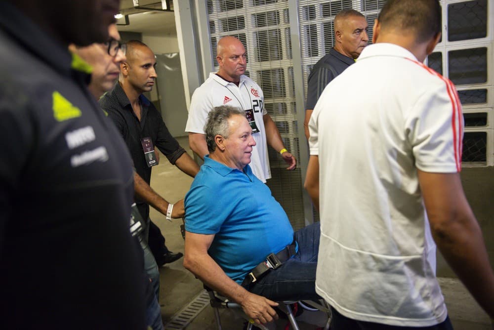 "Desfalque" do Flamengo na final de turno, Abel vai passar por novo procedimento e ficará mais uns dias internado